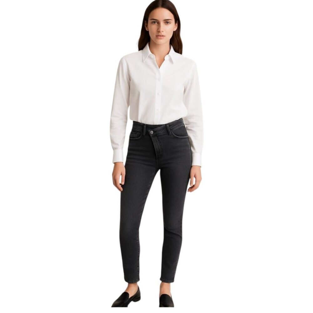 Dorothee Schumacher Crossed Zipper Slim Cropped Jean in Faded Black size 1 (US2)